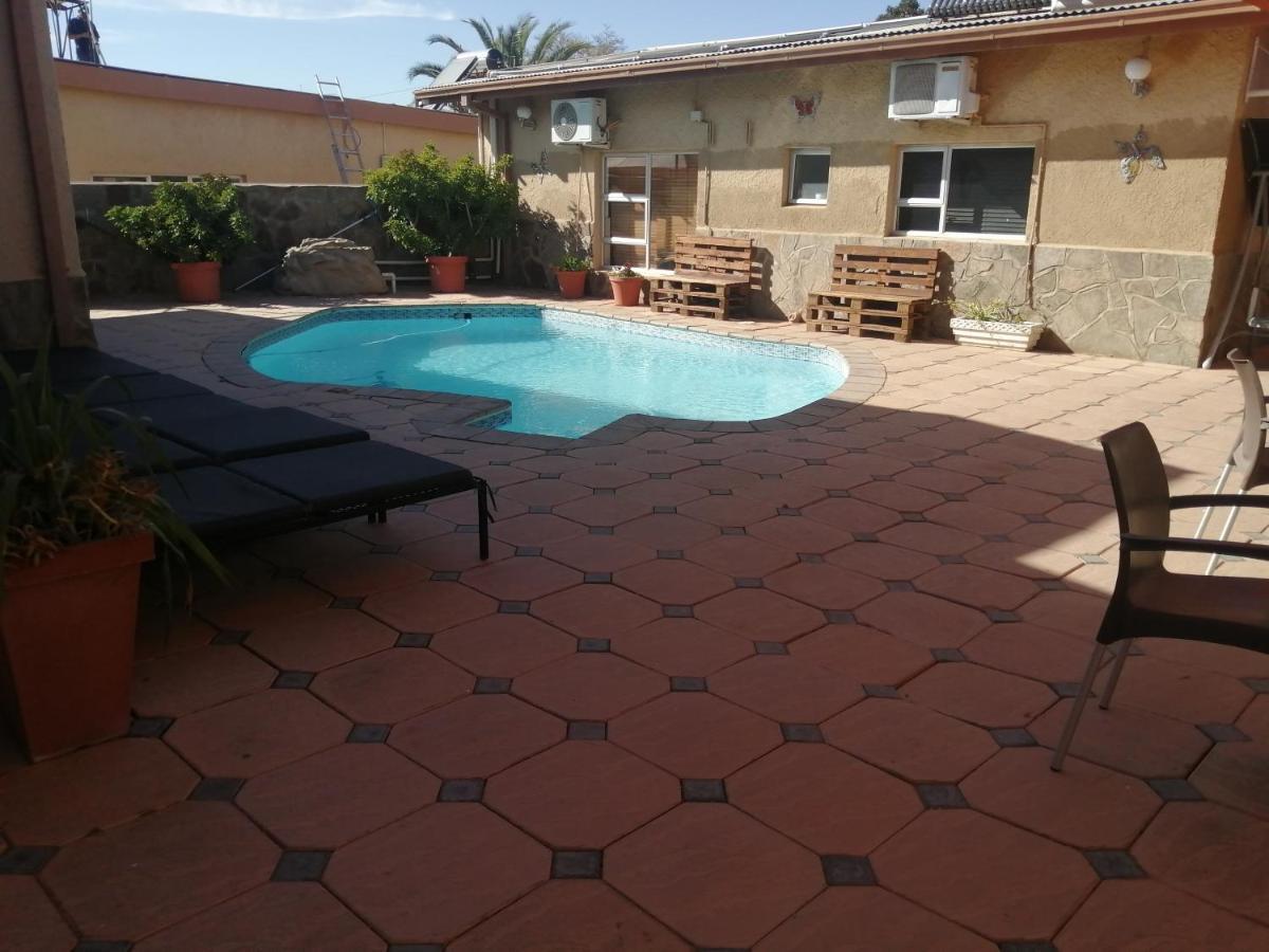 Esperanca Guesthouse Windhoek Bagian luar foto
