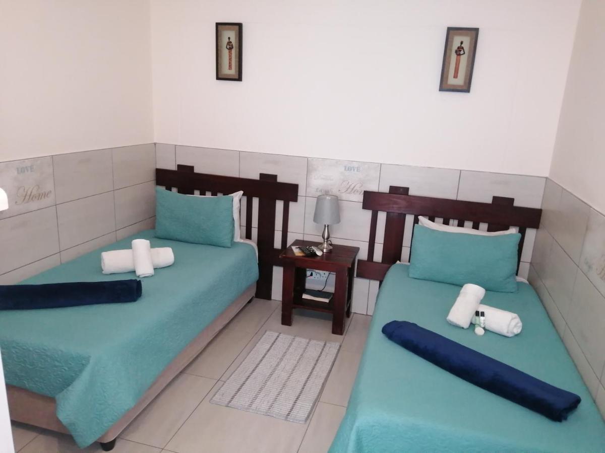 Esperanca Guesthouse Windhoek Bagian luar foto
