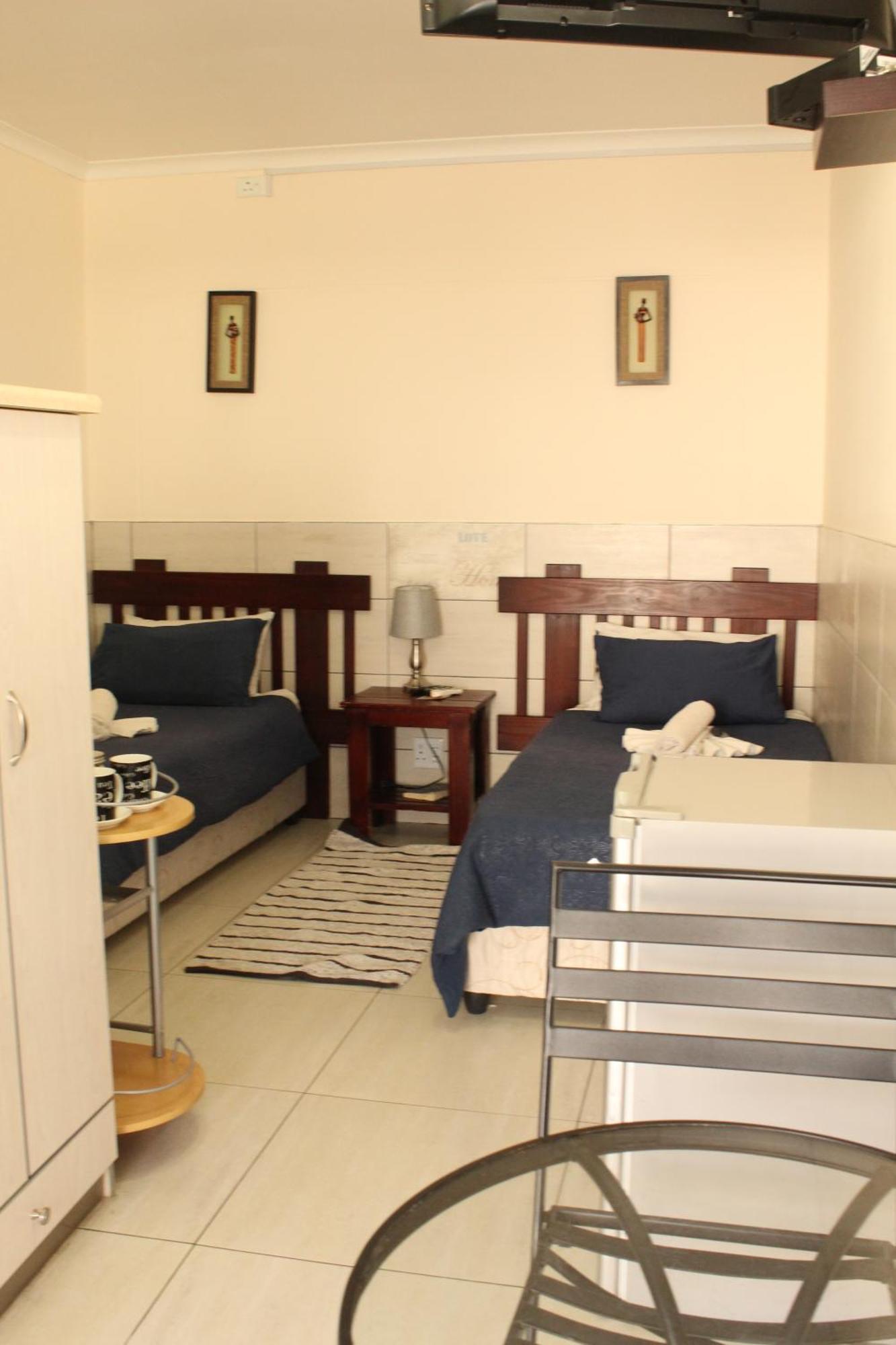 Esperanca Guesthouse Windhoek Bagian luar foto