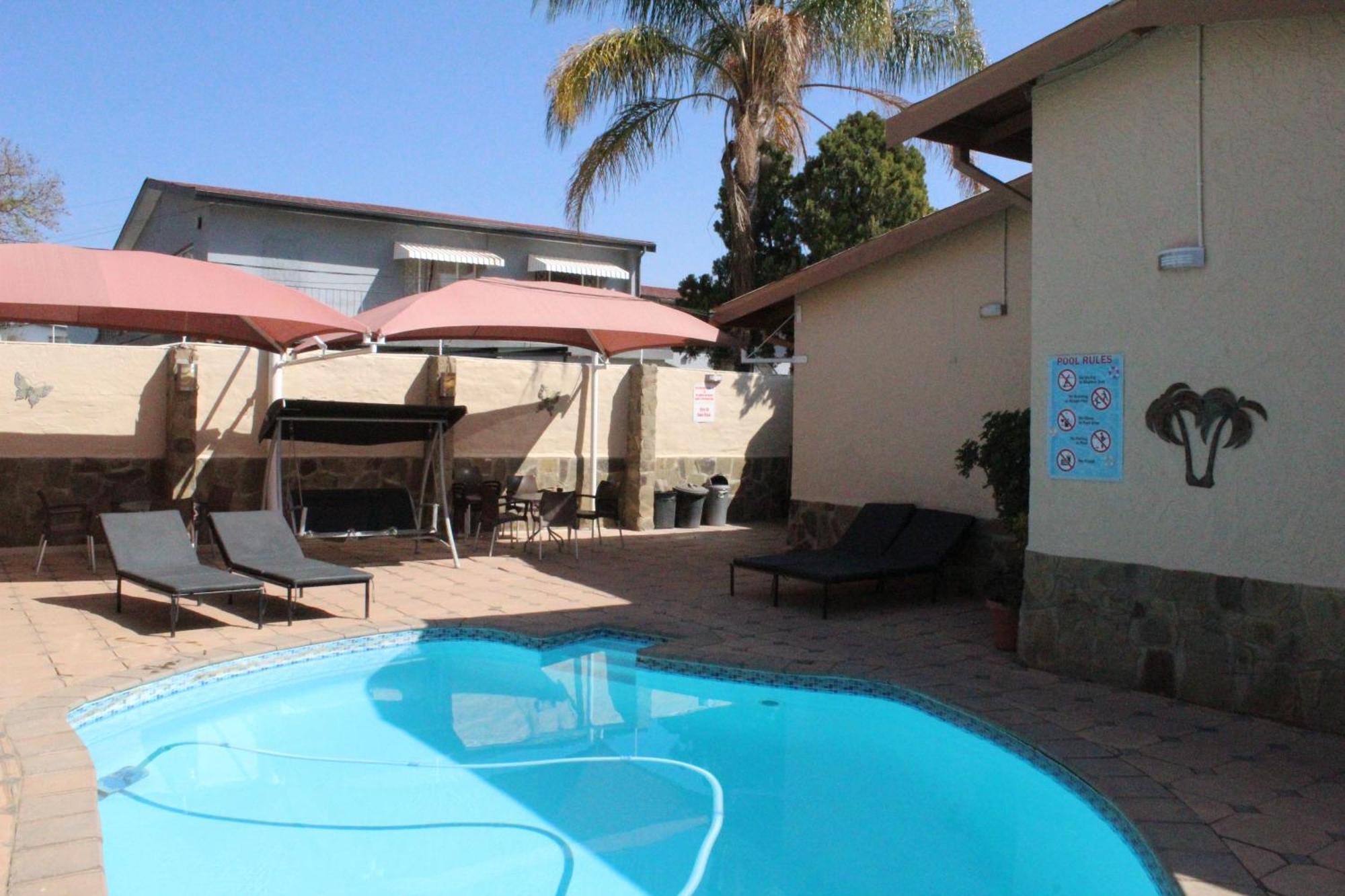 Esperanca Guesthouse Windhoek Bagian luar foto