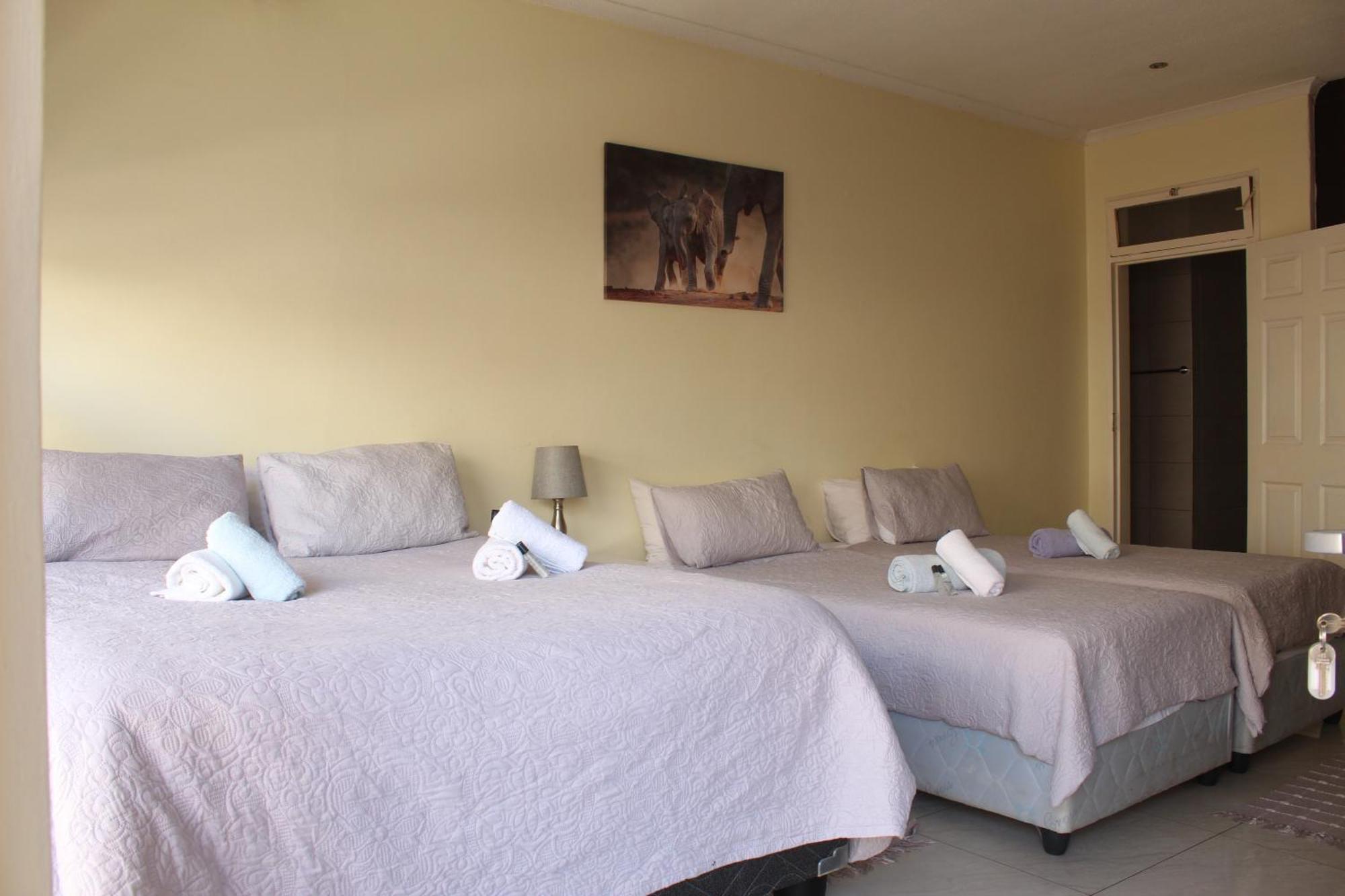 Esperanca Guesthouse Windhoek Bagian luar foto