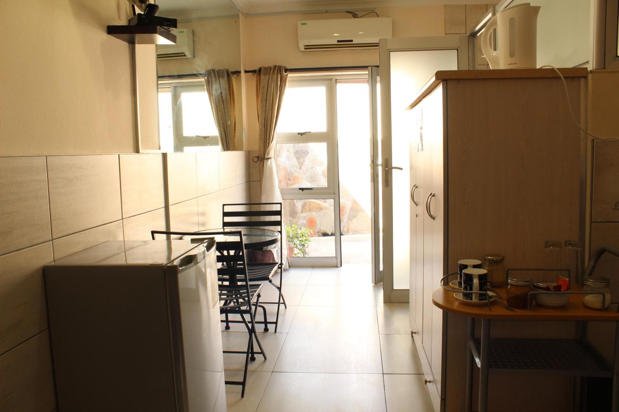 Esperanca Guesthouse Windhoek Bagian luar foto
