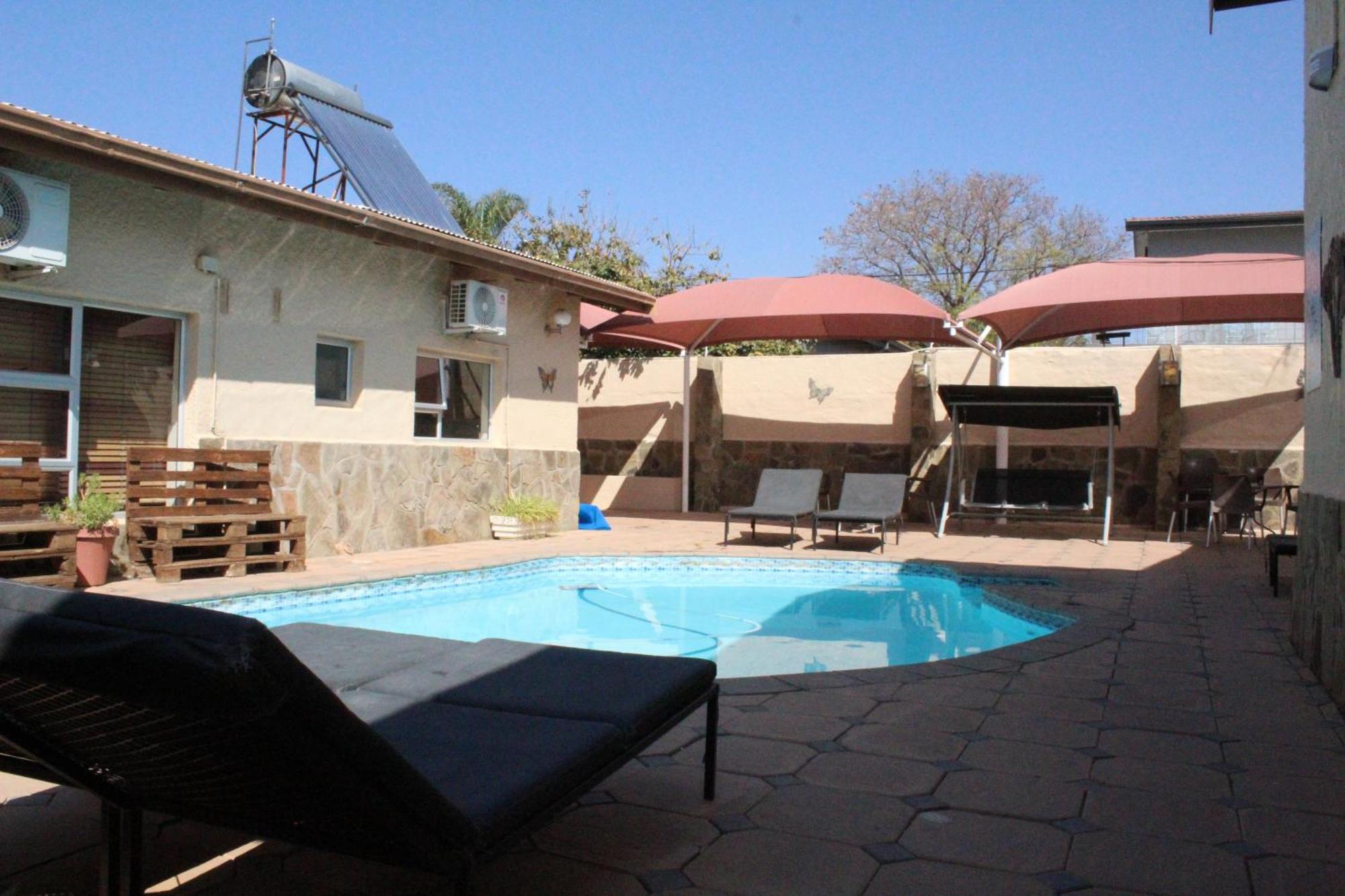 Esperanca Guesthouse Windhoek Bagian luar foto