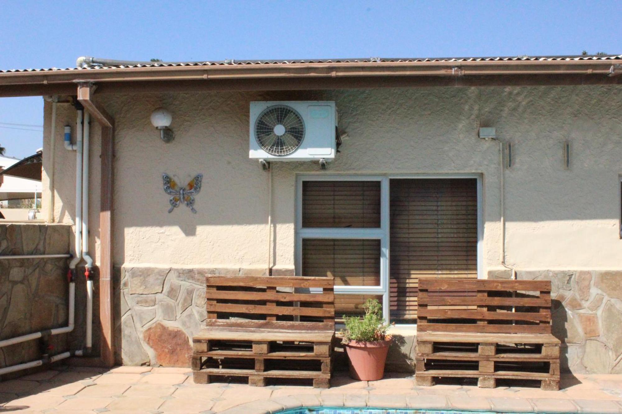 Esperanca Guesthouse Windhoek Bagian luar foto